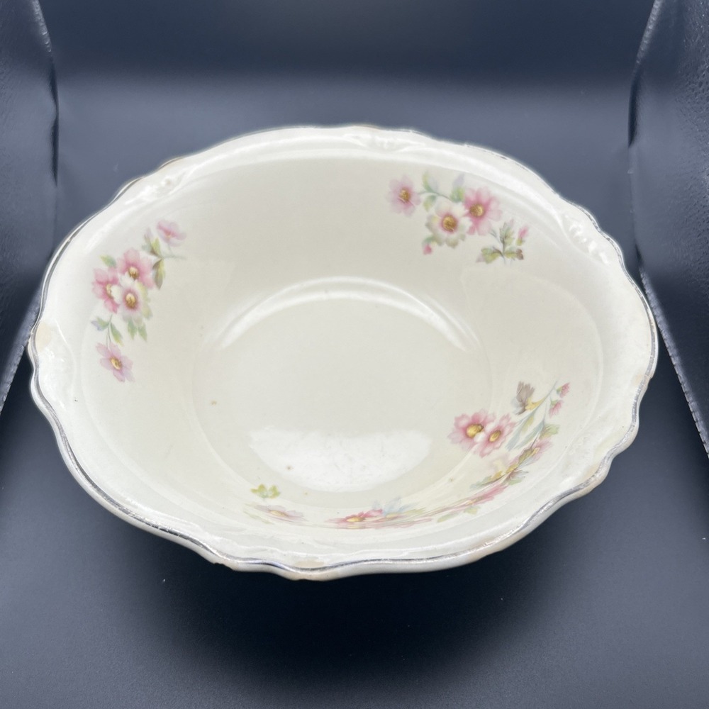 VTG 1954  Homer Laughlin Virginia Rose Serving Bowl 8.25" Diameter M 54 N 2 JJ59